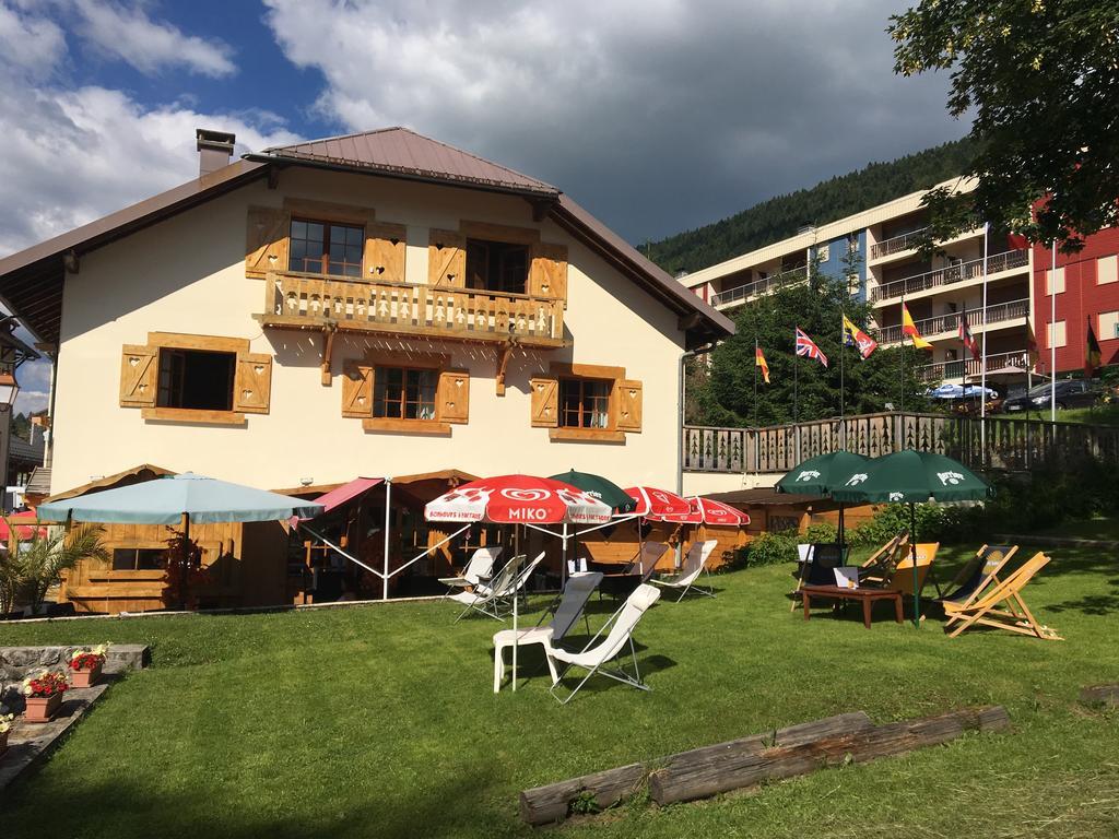 Relais Mont Jura Adults Only Bed and Breakfast Lélex Eksteriør billede