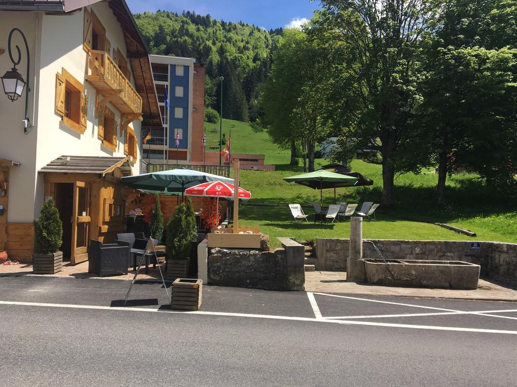 Relais Mont Jura Adults Only Bed and Breakfast Lélex Eksteriør billede